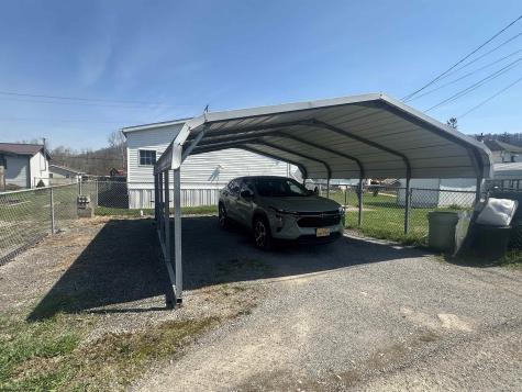 1317 N River Avenue Weston WV 26452