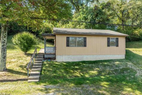 872 Summers School Road Morgantown WV 26508
