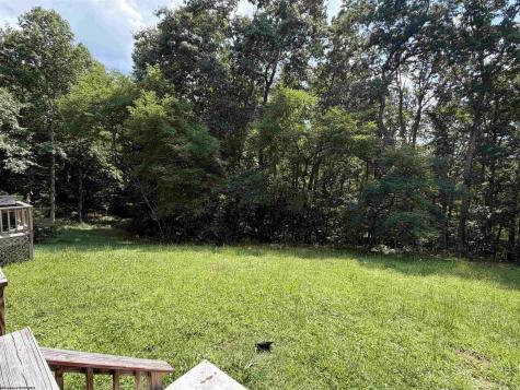 1685 Riffle Creek Road Huttonsville WV 26273