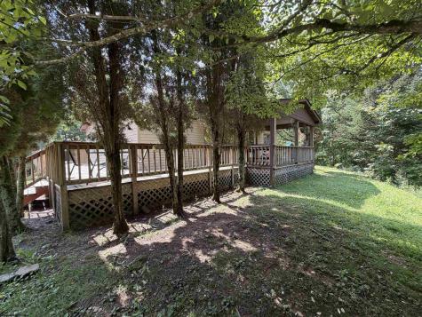 1685 Riffle Creek Road Huttonsville WV 26273