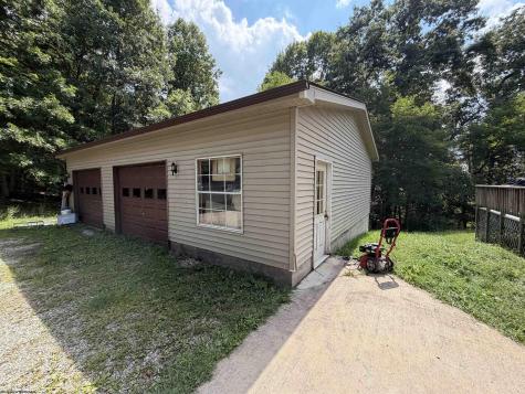 1685 Riffle Creek Road Huttonsville WV 26273