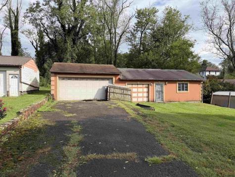 306 Naomi Street Fairmont WV 26554