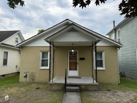 1513 Lavalette Avenue Elkins WV 26241