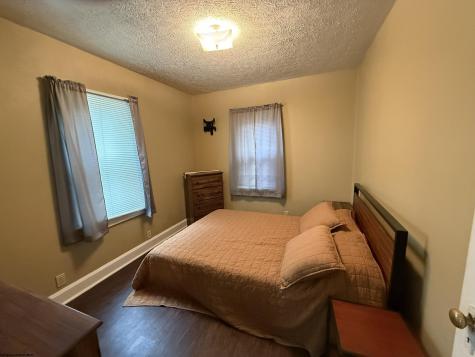 1513 Lavalette Avenue Elkins WV 26241