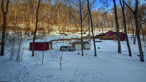 84 Billingsley Hollow Road Fairview WV 26570