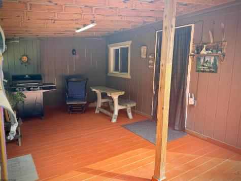 84 Billingsley Hollow Road Fairview WV 26570