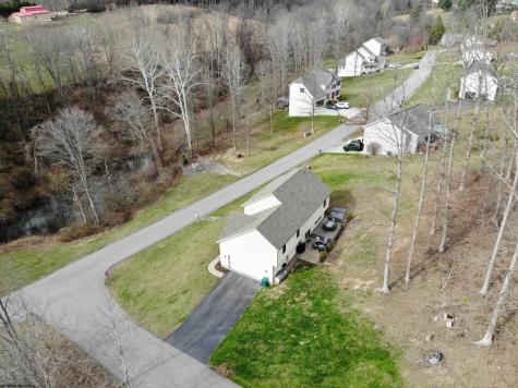 26 Pepperbush Lane Fairmont WV 26554