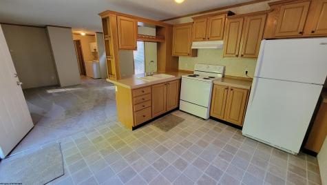 24 Line Drive Fairmont WV 26554