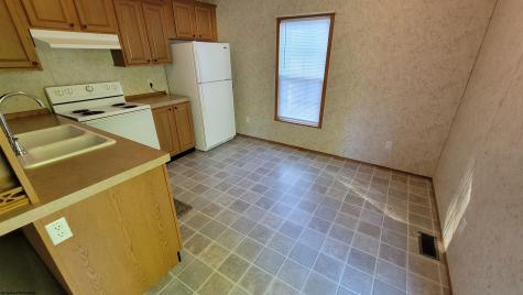 24 Line Drive Fairmont WV 26554