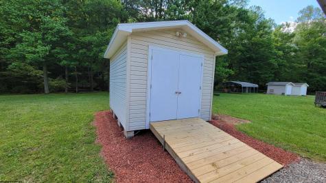 24 Line Drive Fairmont WV 26554