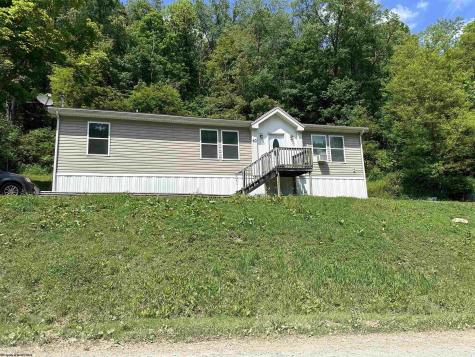 60 Craig Run Road Rivesville WV 26588