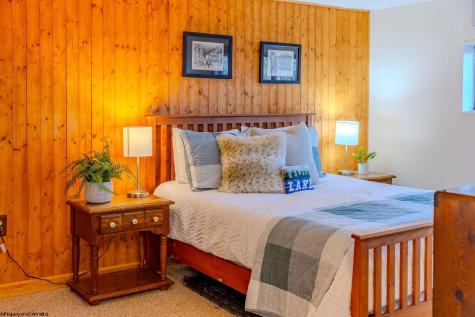 576 Hemlock Circle Terra Alta WV 26764