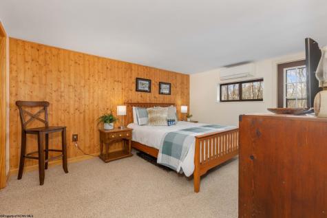 576 Hemlock Circle Terra Alta WV 26764