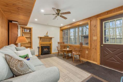 576 Hemlock Circle Terra Alta WV 26764