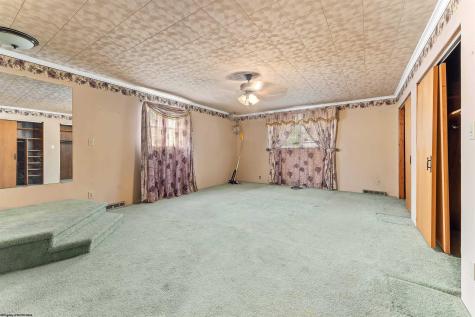 1021 Willis Drive Morgantown WV 26501