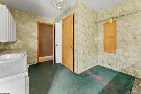 1021 Willis Drive Morgantown WV 26501