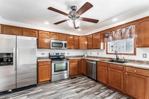 15 Par Lane Maidsville WV 26541