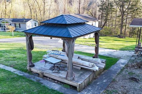 48 Bow Hunter Way Parsons WV 26287