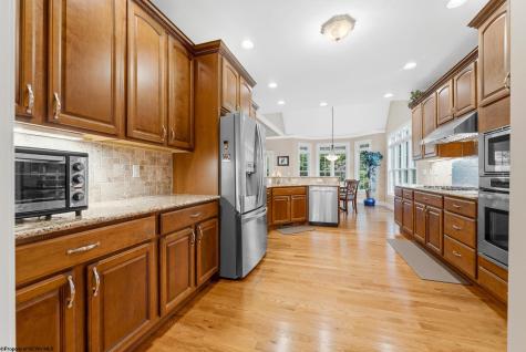 672 Poplar Woods Drive Morgantown WV 26505