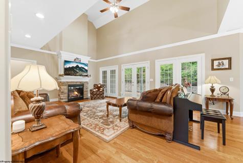 672 Poplar Woods Drive Morgantown WV 26505
