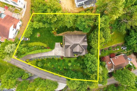 672 Poplar Woods Drive Morgantown WV 26505