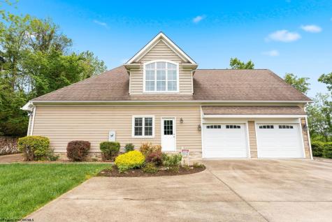 672 Poplar Woods Drive Morgantown WV 26505