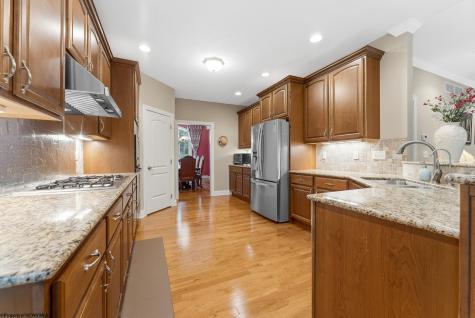 672 Poplar Woods Drive Morgantown WV 26505