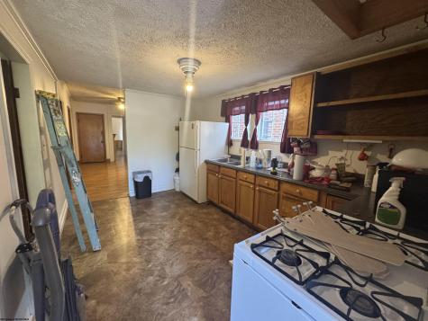 249 Main Avenue Weston WV 26452