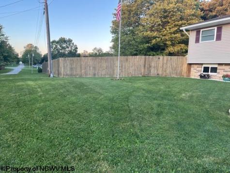 54 S Grove Avenue Reedsville WV 26547