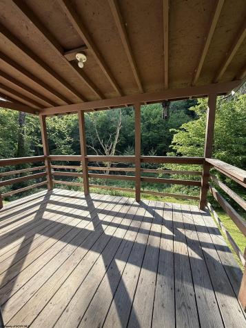 3652 Husky Highway Farmington WV 26571
