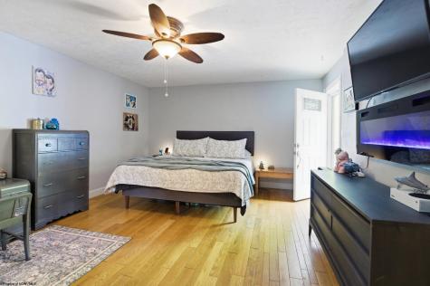 157 Winding Way Clarksburg WV 26301