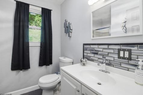 157 Winding Way Clarksburg WV 26301