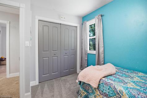 157 Winding Way Clarksburg WV 26301
