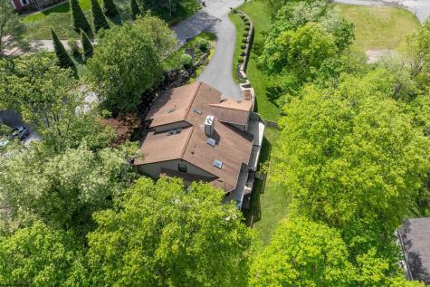 615 Poplar Woods Drive Morgantown WV 26505