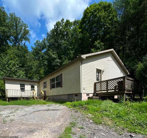 137 Turkey Run Road Salem WV 26426