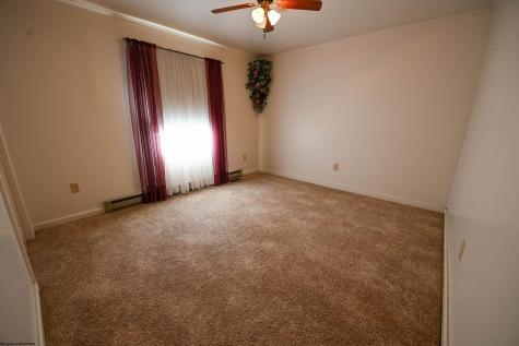 605 Maple Avenue Barrackville WV 26559