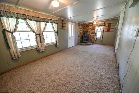 605 Maple Avenue Barrackville WV 26559