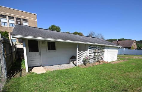 605 Maple Avenue Barrackville WV 26559