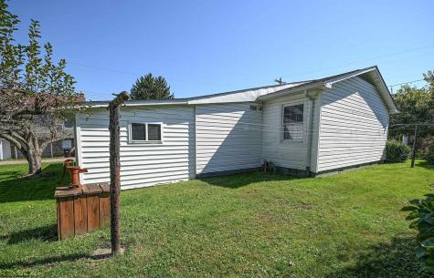 605 Maple Avenue Barrackville WV 26559