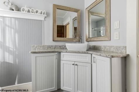 228 Jefferson Street Bridgeport WV 26330