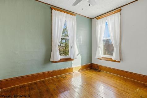 228 Jefferson Street Bridgeport WV 26330