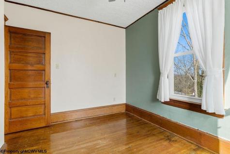 228 Jefferson Street Bridgeport WV 26330