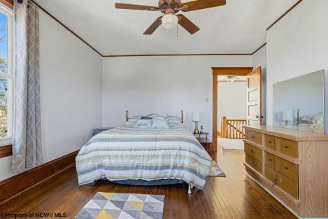 228 Jefferson Street Bridgeport WV 26330