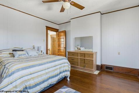 228 Jefferson Street Bridgeport WV 26330