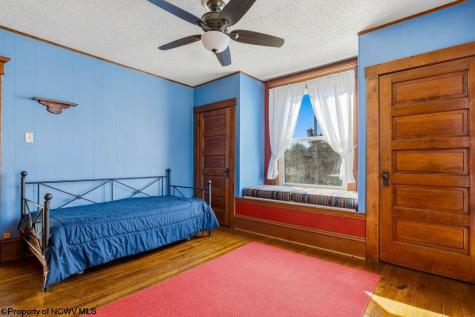 228 Jefferson Street Bridgeport WV 26330
