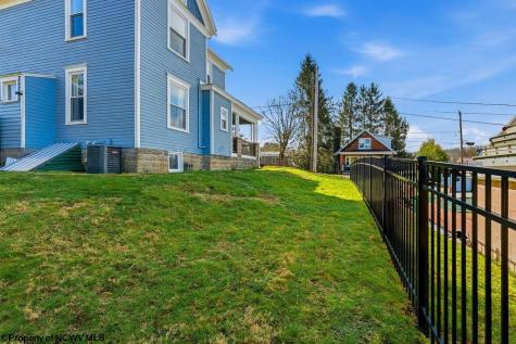 228 Jefferson Street Bridgeport WV 26330