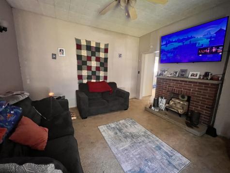 81 Wilson Addition Salem WV 26426-1025