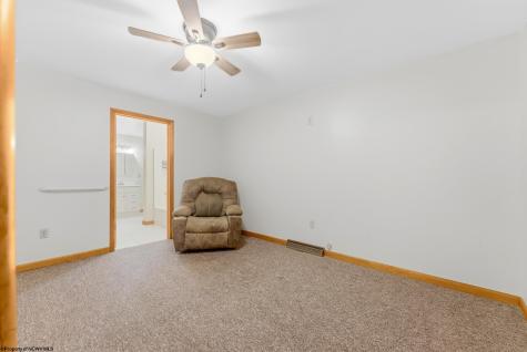 436 Riley Street Morgantown WV 26505