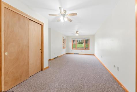 436 Riley Street Morgantown WV 26505