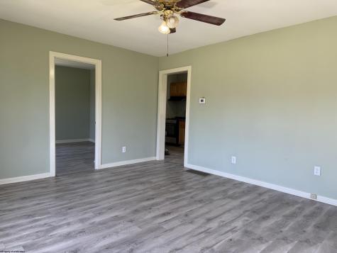 8267 Elk Avenue Stonewood WV 26301